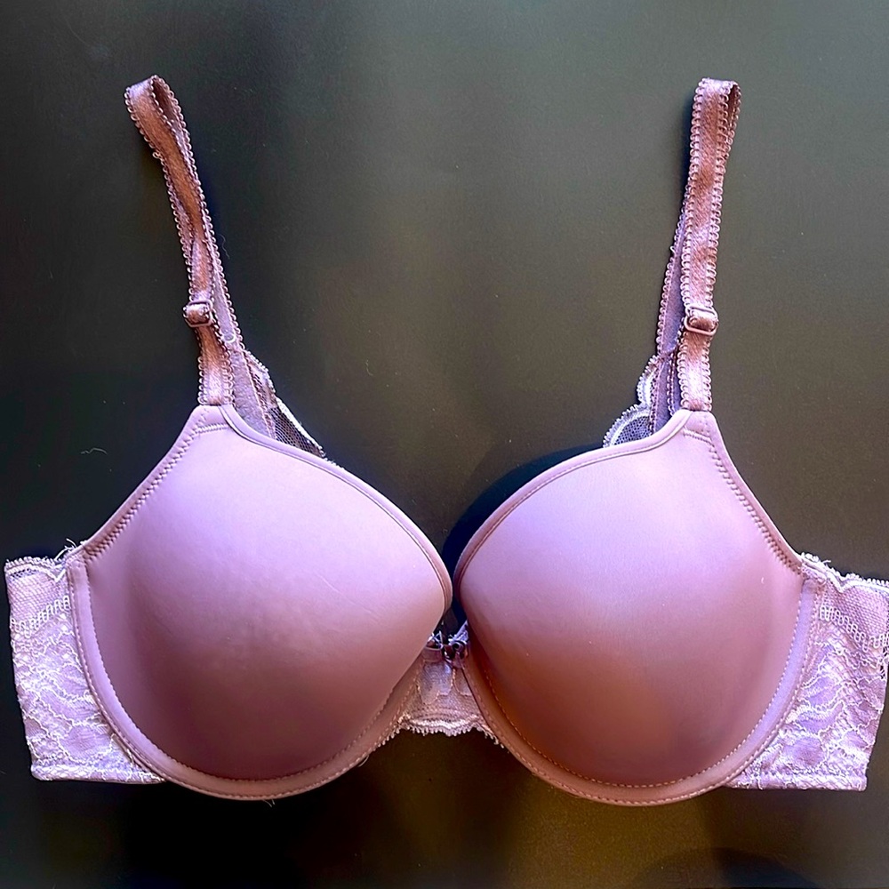 Wacoal Fire and Lace Contour Bra 853252